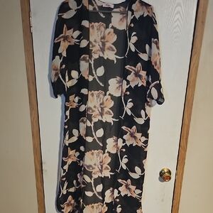 Floral Kimono Sleeve Blouse.5